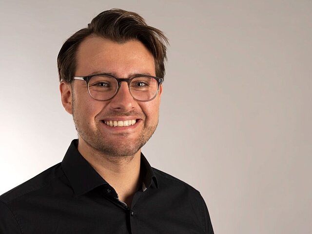 Mitarbeiter Luis Neumeier