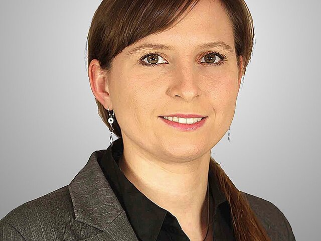 Mitarbeiterin Monika Brosien