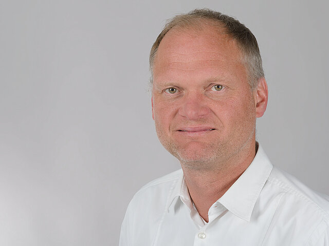 Mitarbeiter Henning Petersen