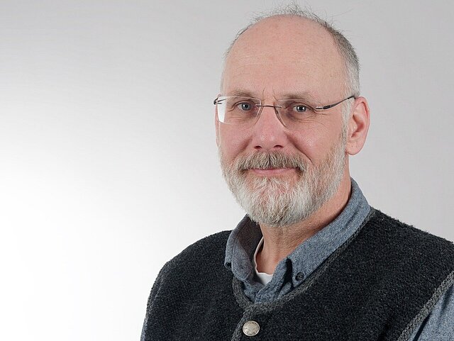 Mitarbeiter Dr. Klaus Hartmann