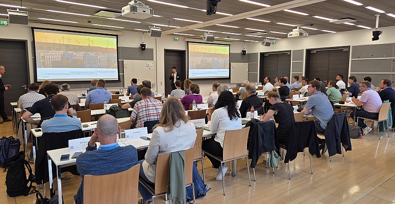 Volle Hörsäle während des Seminars Großbatteriespeicher BESS.