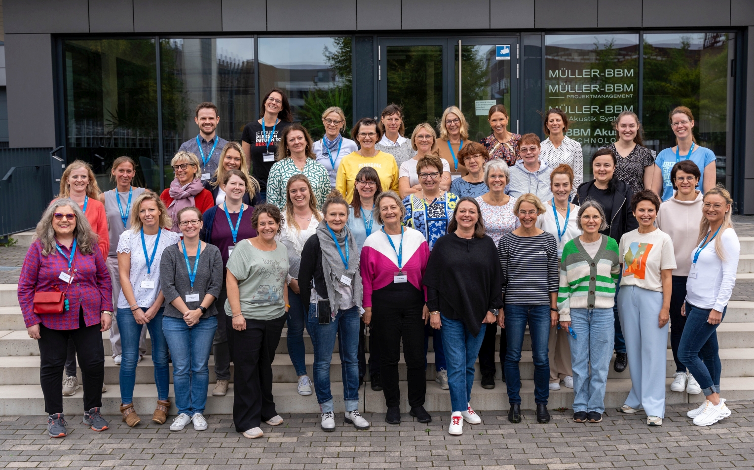 Zufriedene Gesichter während des intensiven Teamassistenz-Workshops in der Niederlassung Gelsenkirchen.